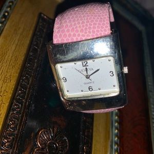 Geneva Pink Bracelet Watch with Stainless Steel Back. NEEDS BATTERY.